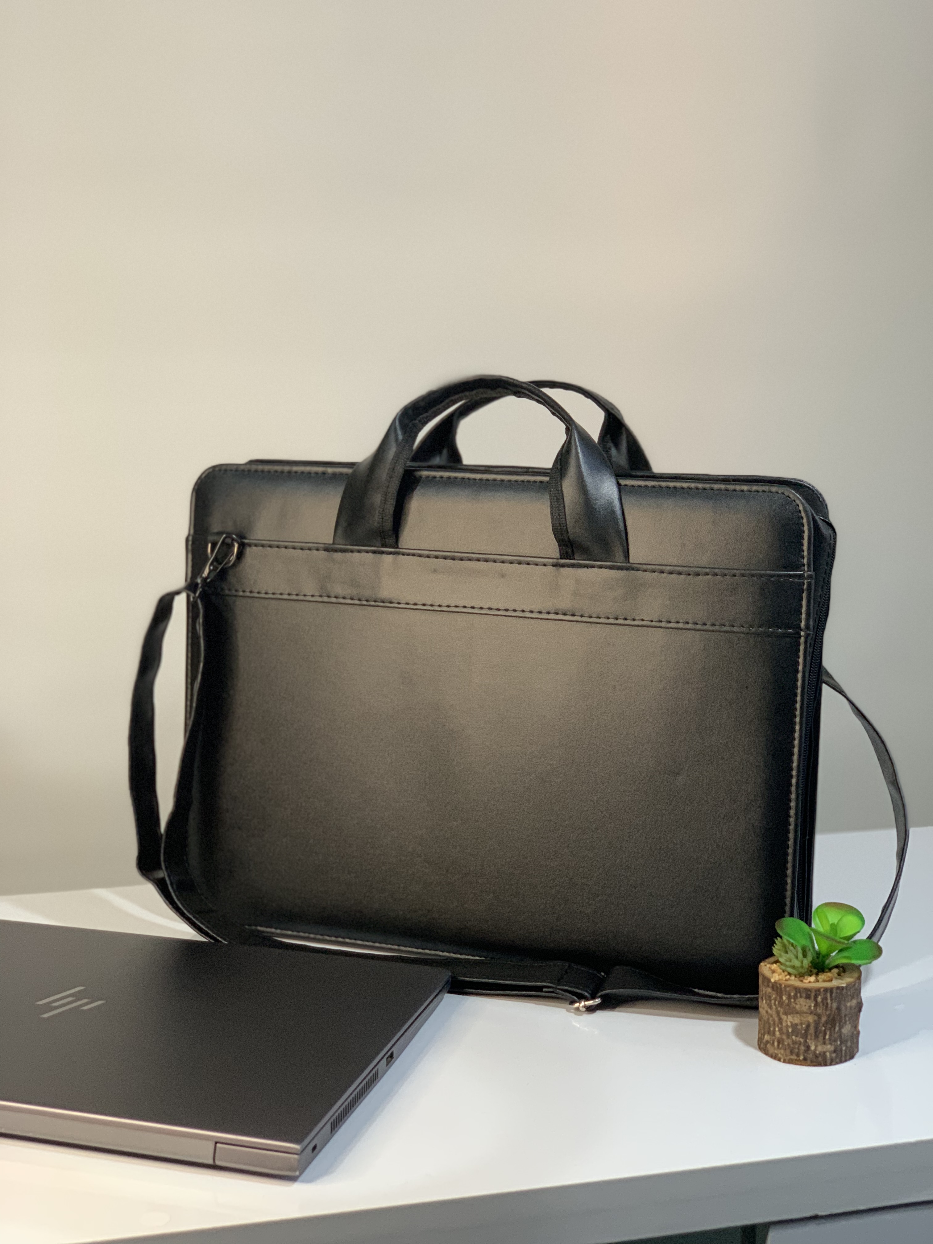 Valise Chic En Cuir 2025